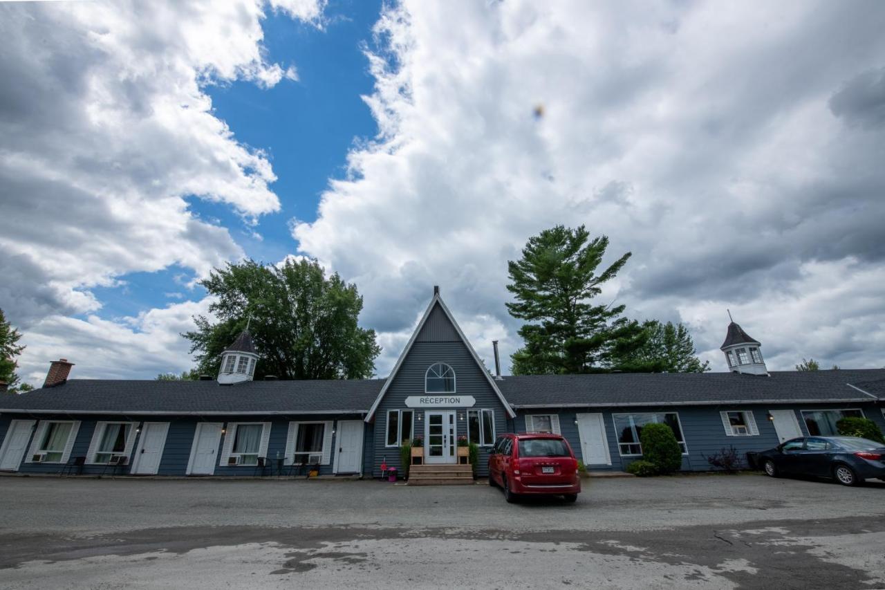 Motel Fleur De Lys Мейгог Экстерьер фото