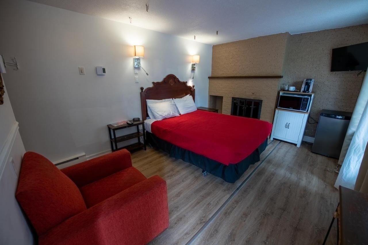 Motel Fleur De Lys Мейгог Экстерьер фото