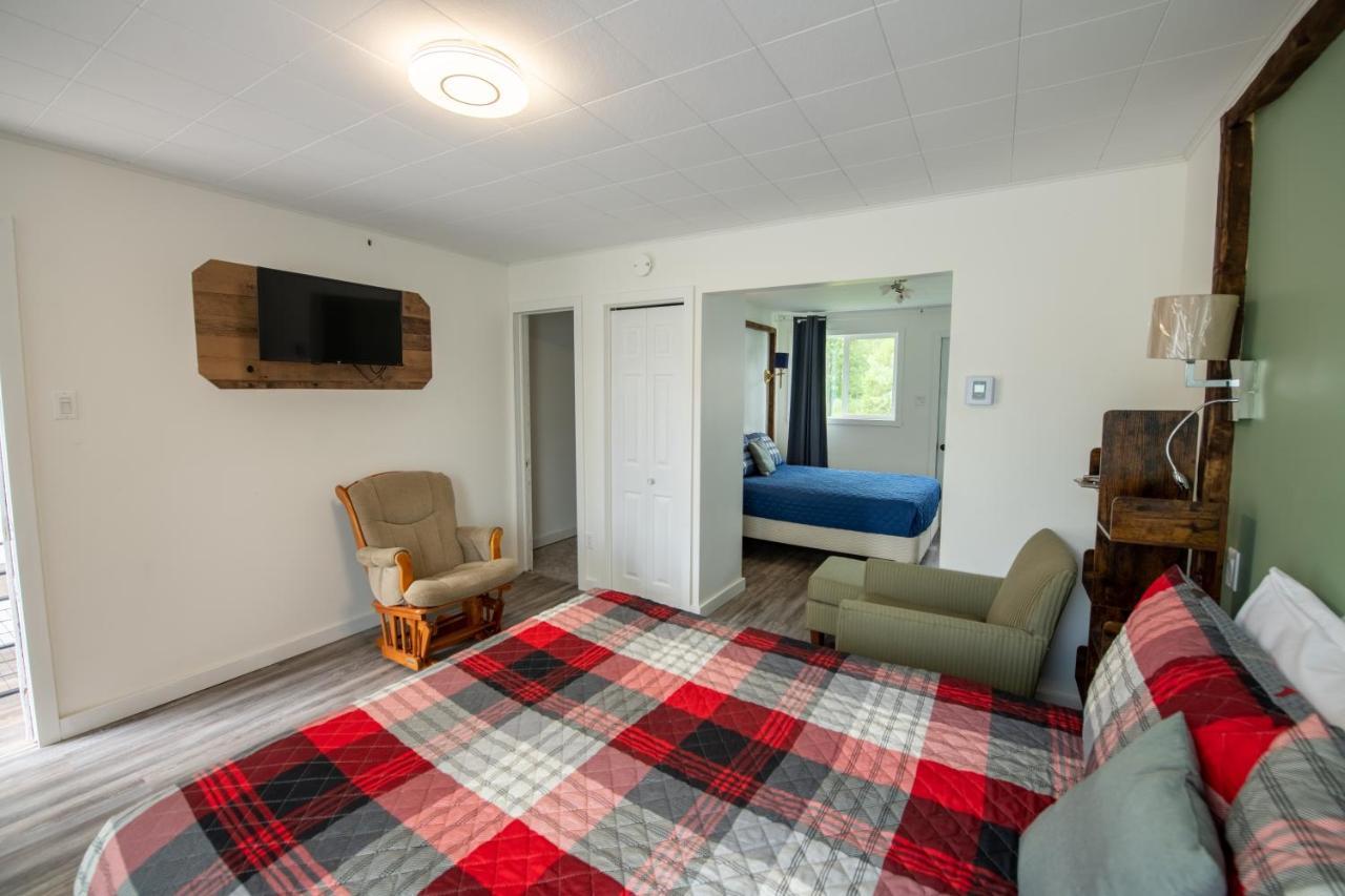 Motel Fleur De Lys Мейгог Экстерьер фото
