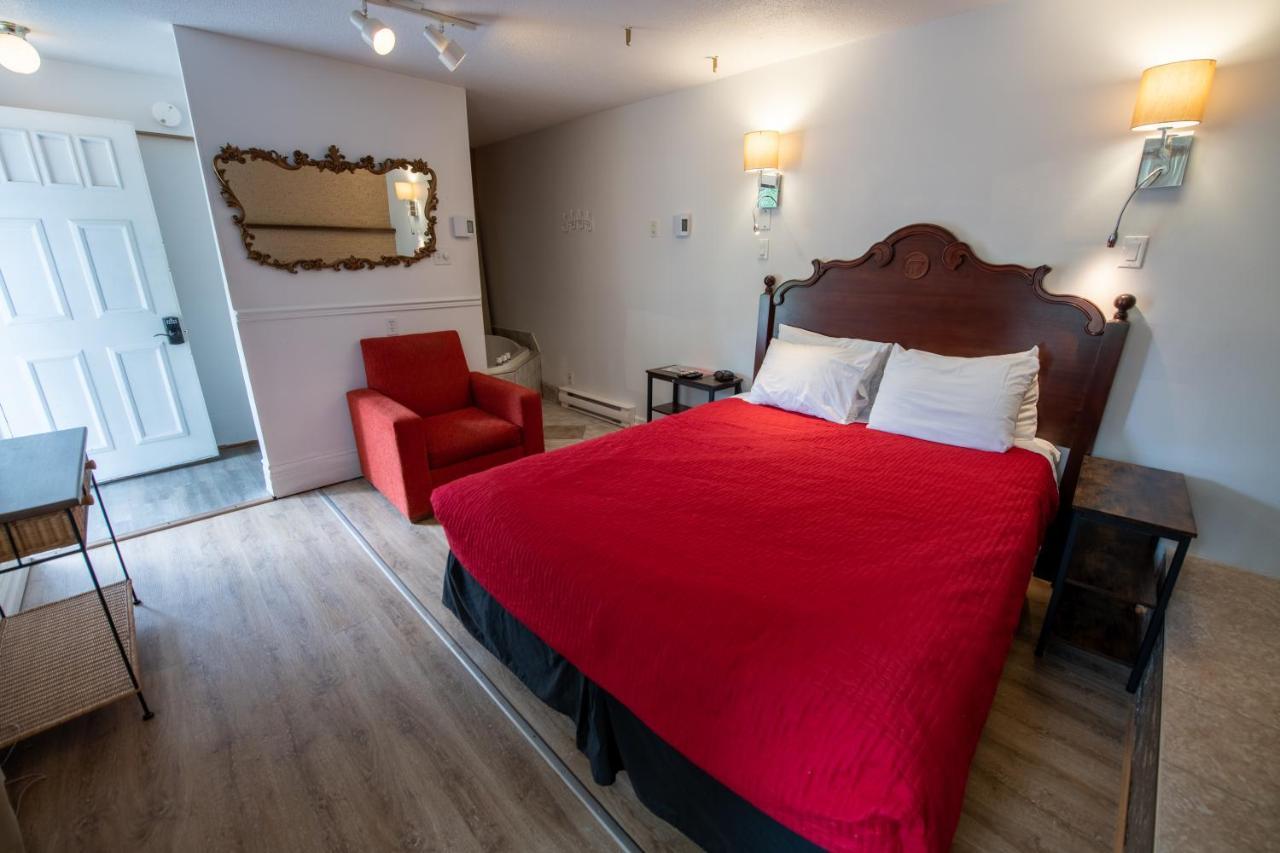 Motel Fleur De Lys Мейгог Экстерьер фото