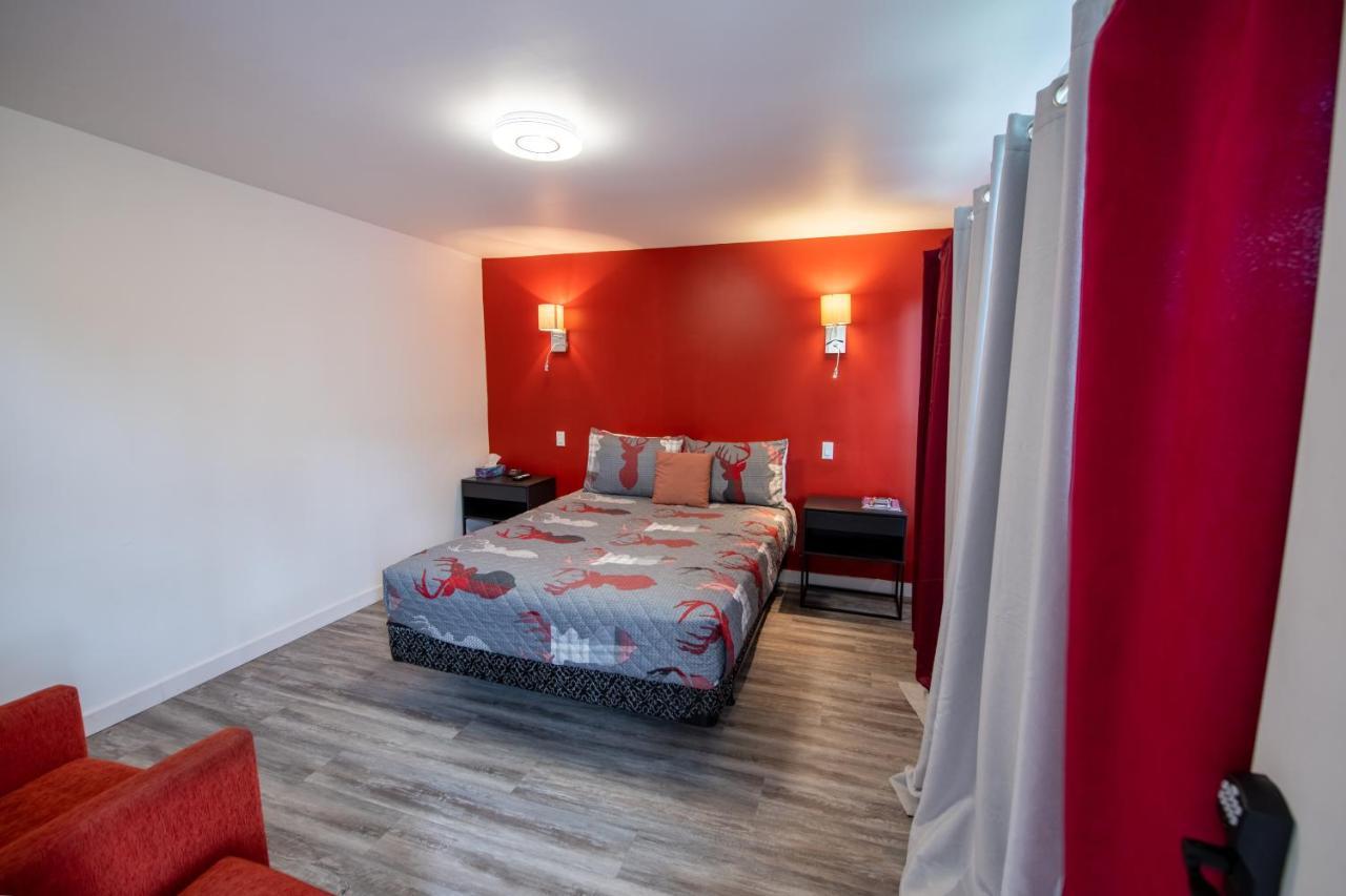 Motel Fleur De Lys Мейгог Экстерьер фото