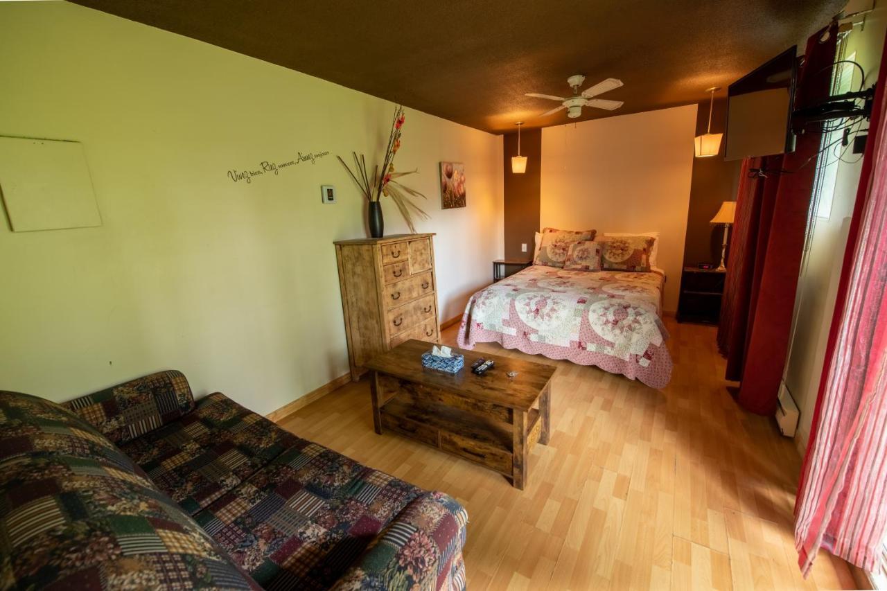 Motel Fleur De Lys Мейгог Экстерьер фото