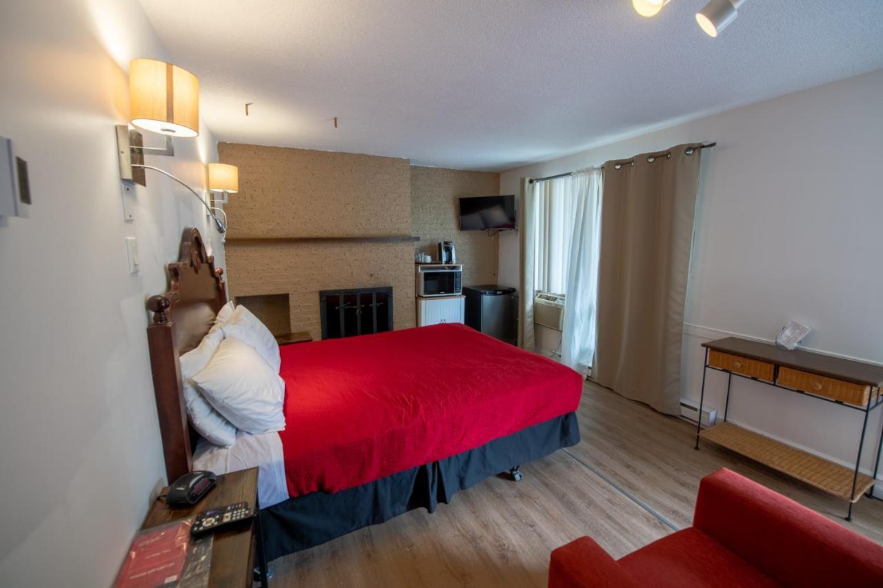 Motel Fleur De Lys Мейгог Экстерьер фото