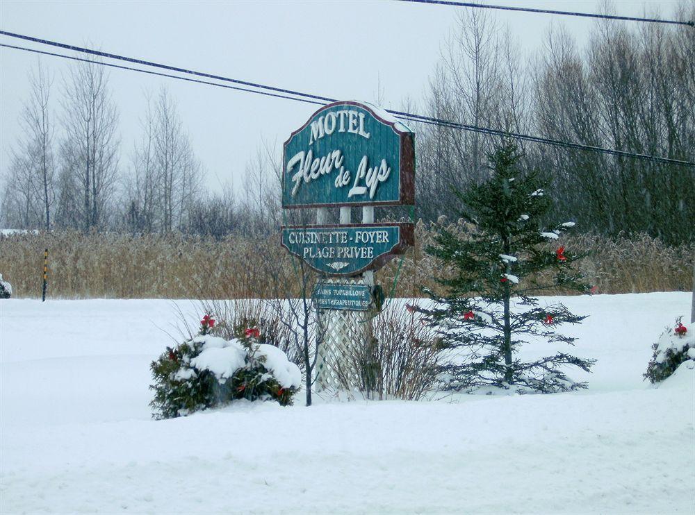 Motel Fleur De Lys Мейгог Экстерьер фото