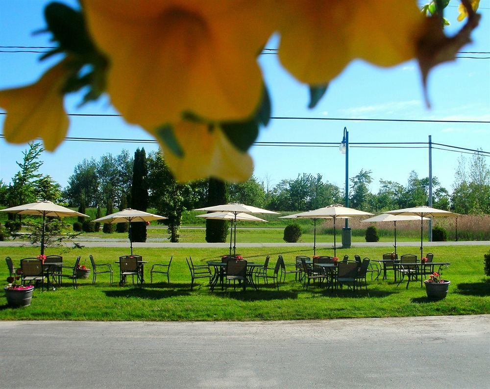 Motel Fleur De Lys Мейгог Экстерьер фото