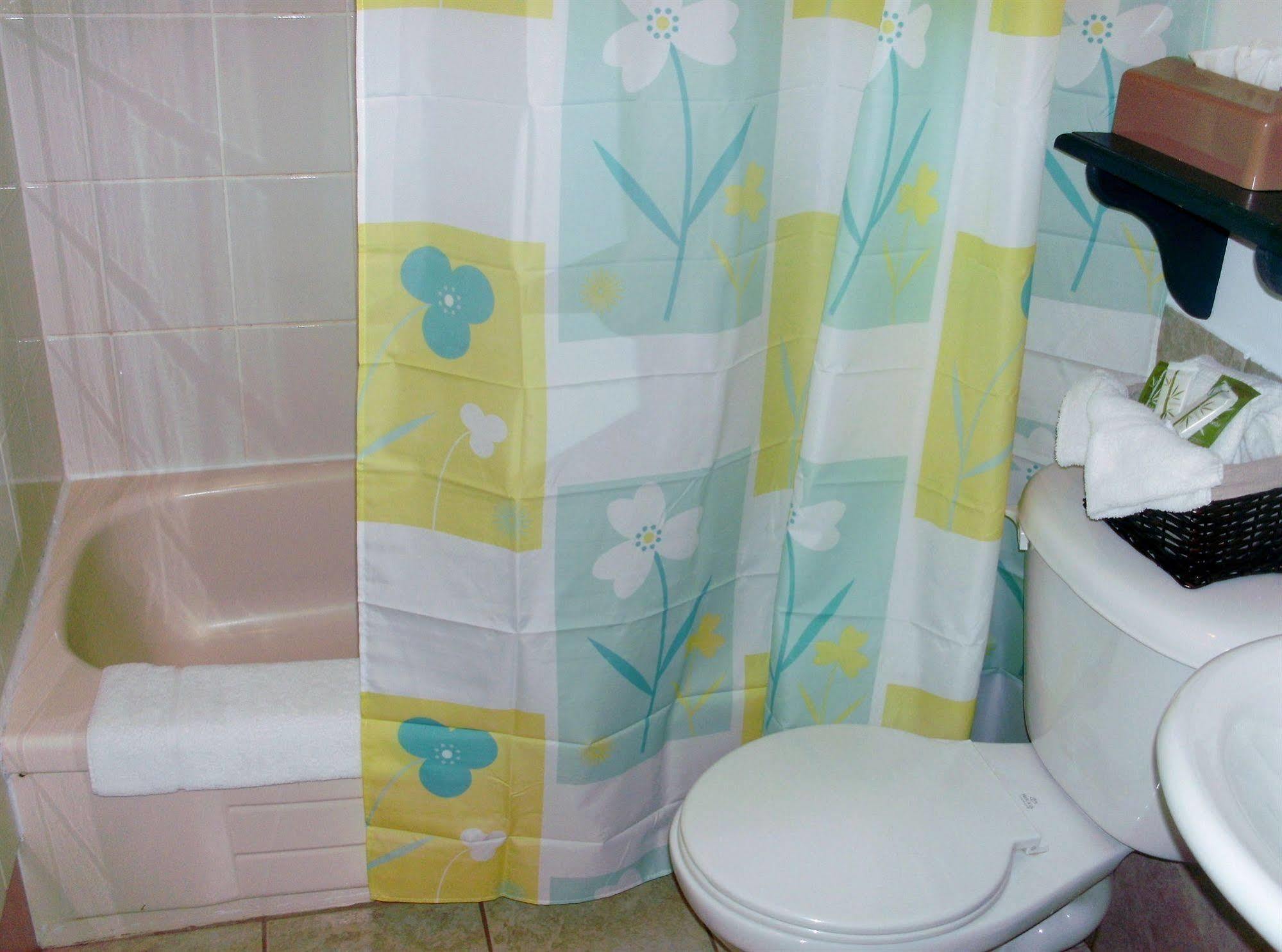 Motel Fleur De Lys Мейгог Экстерьер фото