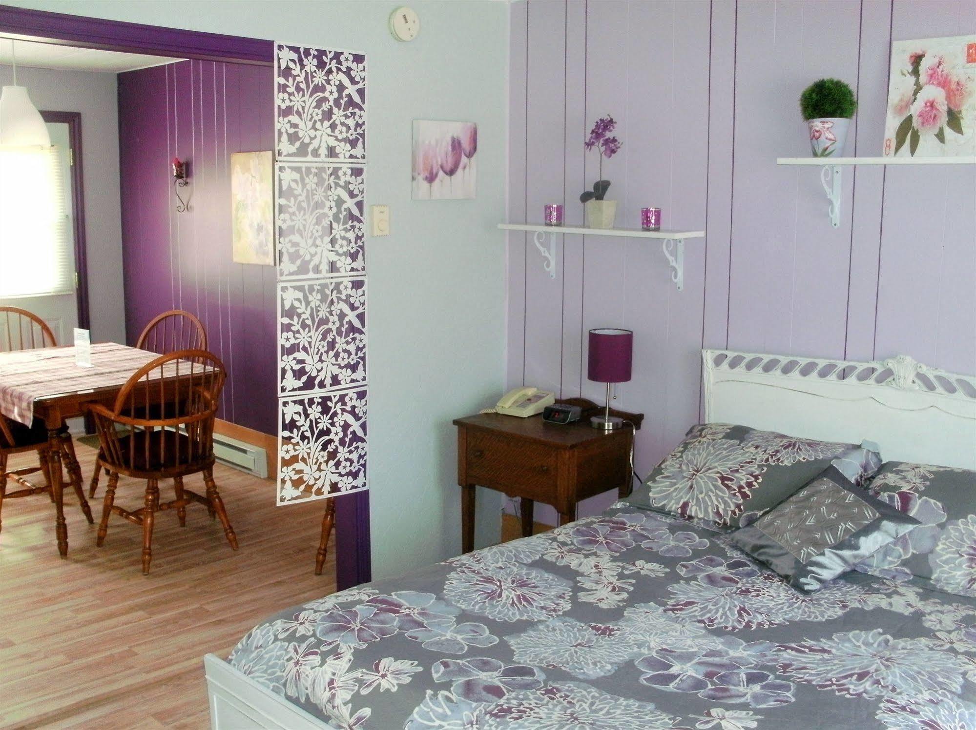 Motel Fleur De Lys Мейгог Экстерьер фото