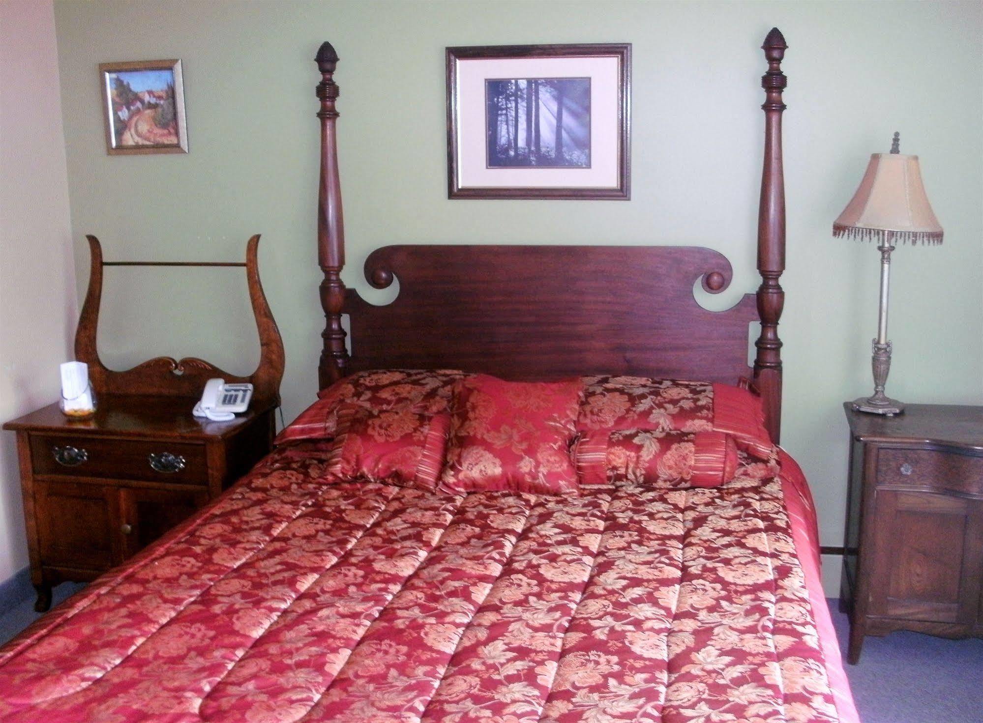 Motel Fleur De Lys Мейгог Экстерьер фото